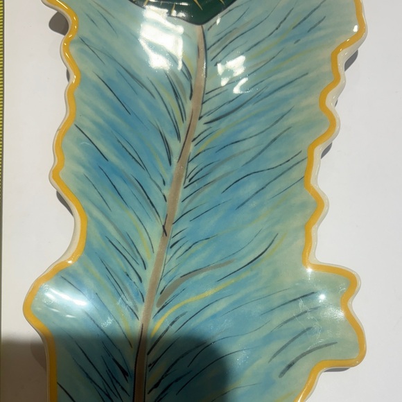 Cracker Barrel Blue and Yellow Ceramic Feather Decor - Picture 5 of 6